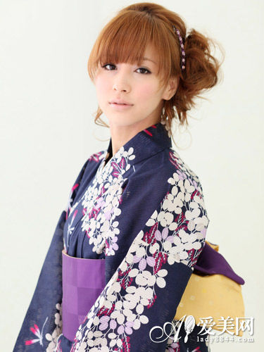 棕色发色时尚简约