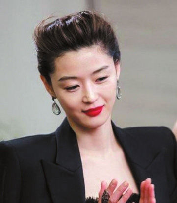 女王范儿红唇