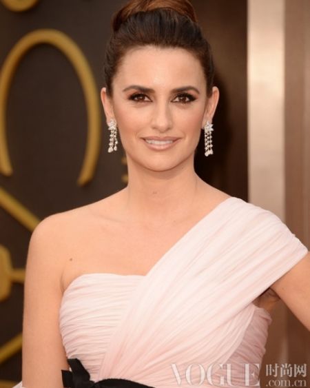 Penelope佩戴萧邦珠宝