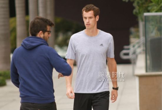 穆雷佩戴着雷达表