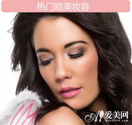 初春电眼潮爆欧美 眼妆mix唇色最佳搭配法