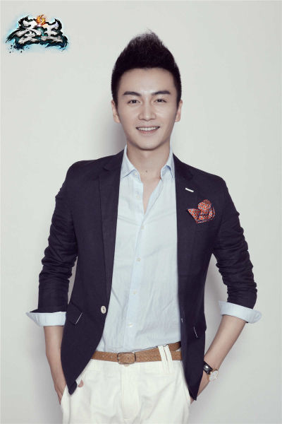 《圣王》代言人陈晓帅气生活照