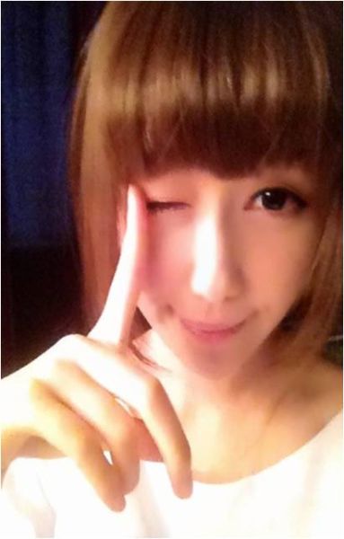 畅游萌妹清秀可爱 “邻家女孩”李金松自拍组图