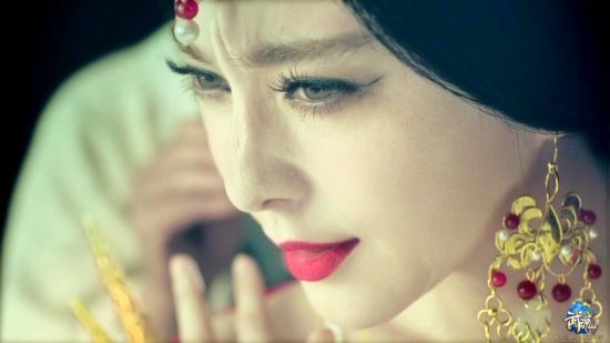 范冰冰忍痛为《武魂》国战刺青