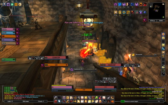 也有玩家表示《荒野星球》的全新UI界面与WOW的tukui插件的界面有点相似