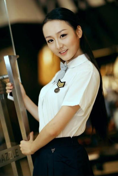 陈咏薇兼职做模特