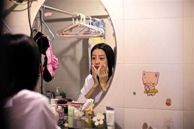 揭秘网络女主播私生活
