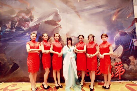 俏美礼仪绝美coser邀你来相聚