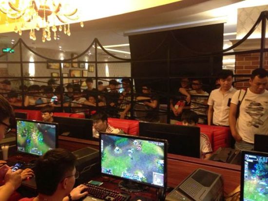 F5创享网咖挑战赛现场