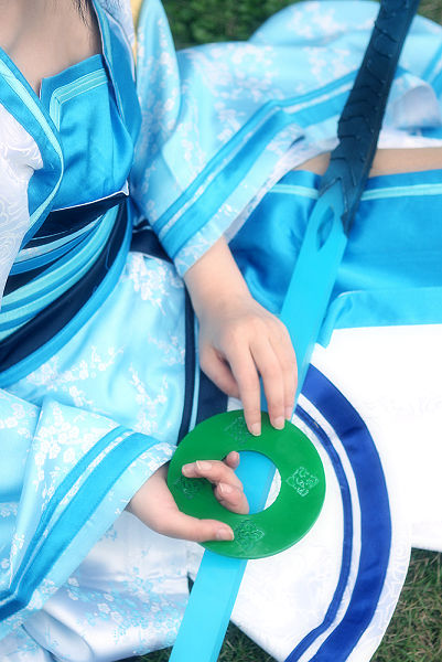 唳玥制作的cos道具望舒剑和灵光藻玉