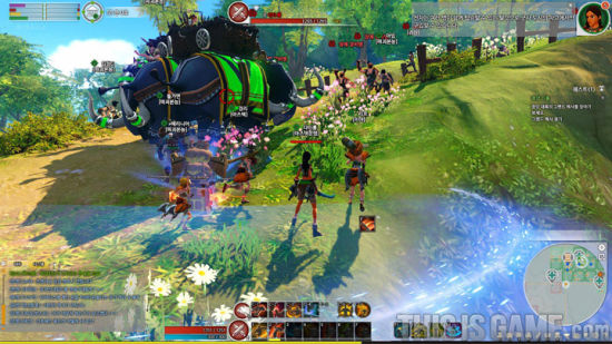 突袭近在眼前！在战争地可以看到在不停敲鼓以助涨士气的军乐队，这是咒术师(古代时代里唯一的远距离职业)的图腾。在首次CBT测试里没有看到的大象骑兵等都在这里出现了。