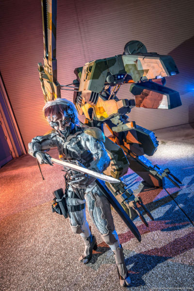 《METAL GEAR》(合金装备)