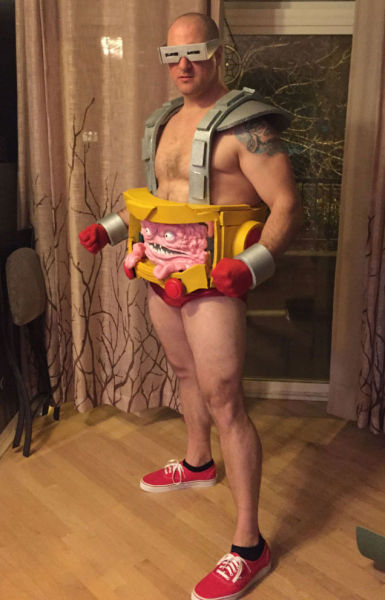 《TEENAGE MUTANT NINJA TURTLES》(忍者神龟)