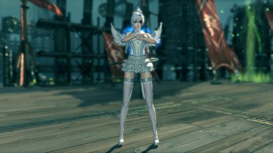 白色款同款时装