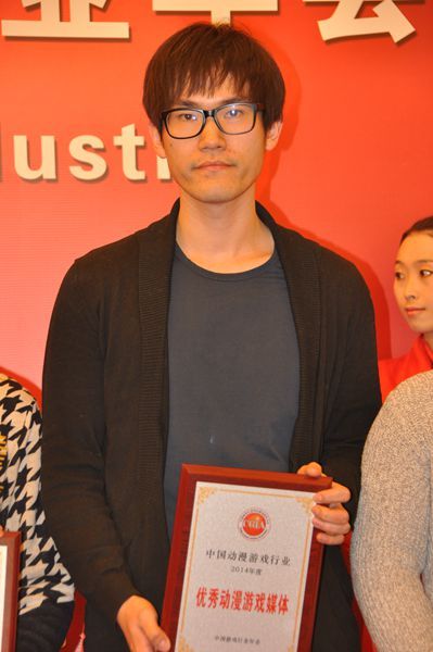 新浪網游戲頻道榮獲“2014年度中國動漫游戲行業--優秀動漫游戲媒體”獎。 新浪網游戲頻道榮獲“2014年度中國動漫游戲行業--優秀動漫游戲媒體”獎。