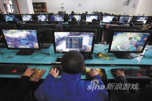 高校阅览室让学生通宵打游戏