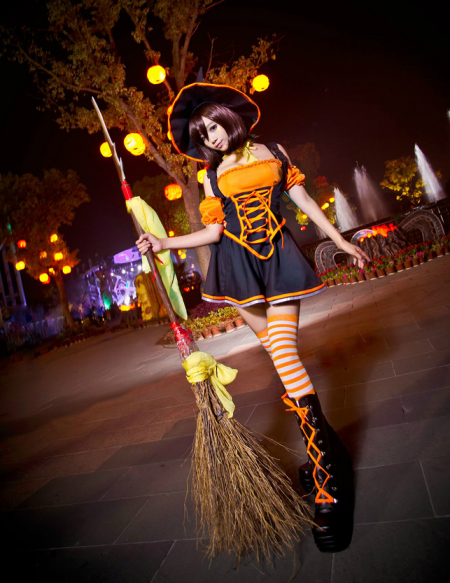 魅惑女巫奶大力 太可爱了