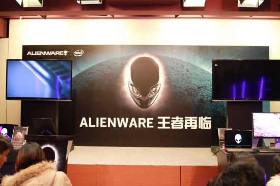 王者再临 戴尔发布Alienware 15和17游戏本