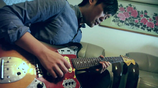 音乐人细致讲解高端音乐游戏《RockSmith》