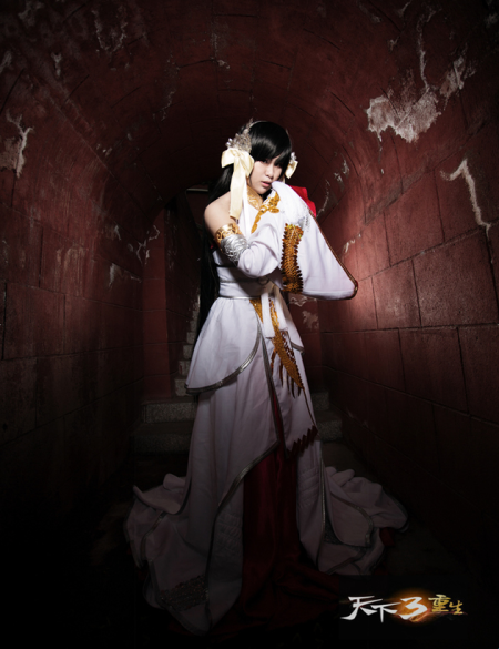 新职业龙巫宫 鬼屋探险中