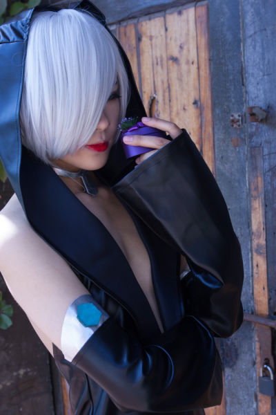 龙之谷究极法师泰斯拉，到底是男是女？