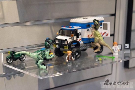 迅猛龙Rampage+Chris Pratt套装 49.99美元