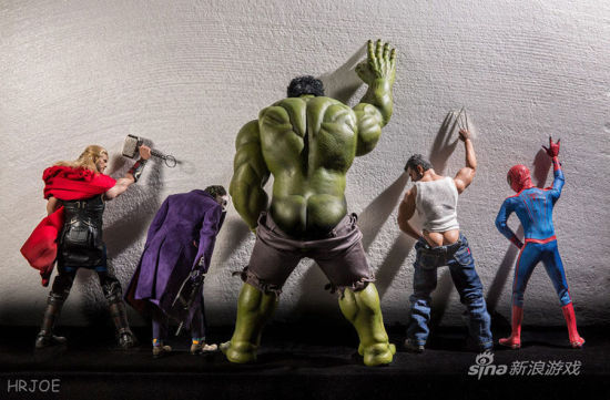 印尼摄影师拍摄无节操《超级英雄的秘密生活》