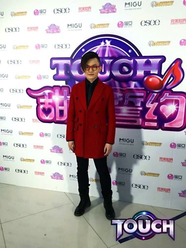 “中国好声音”人气学员丁克森亲临现场