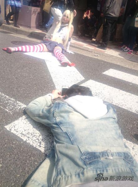 张开大腿的无节操coser