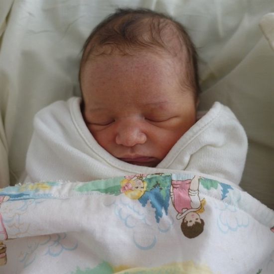 二女儿Dashiel Edan