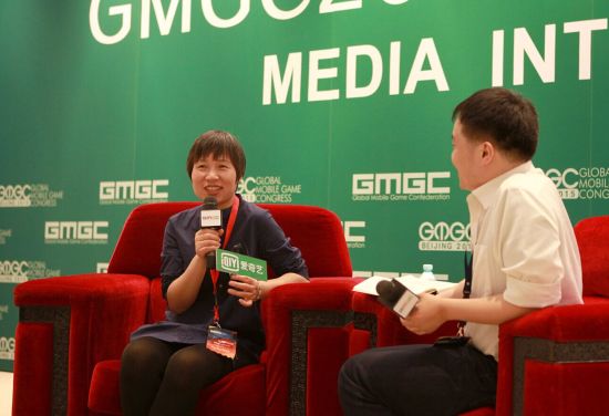 蓝港互动总裁廖明香在GMGC大会接受媒体采访