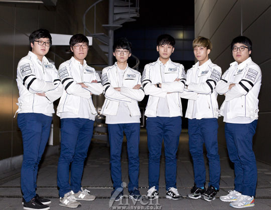 成功加入职业联赛的三星战队在升降级比赛中暴露出来的缺点是否自身