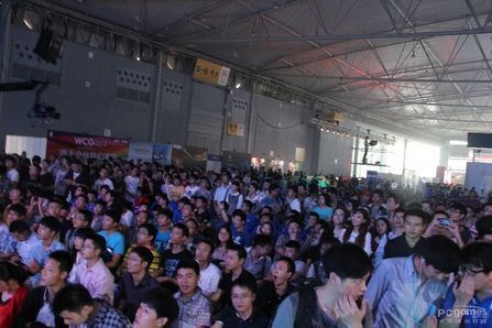 人山人海的WCG2013中国区总决赛现场