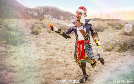 迷之自拍：人类已无法阻止黑龙王子卖萌！