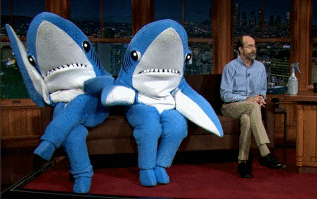 b3bb2786_left_shark2_0_1423138150.xxxlarge.gif