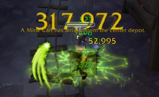 术士正在引导大灾变 一击打出几十万伤害