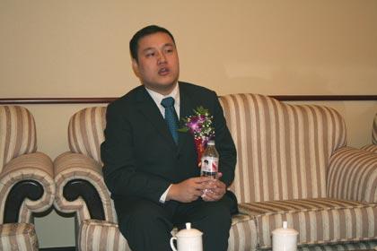 会后徐波接受媒体采访