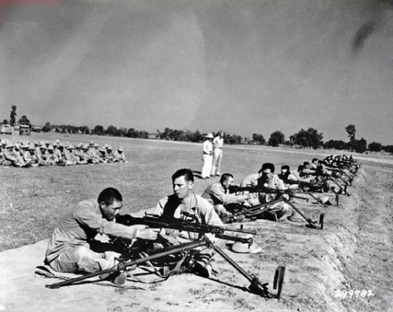 中国军人在印度兰姆伽基地受训