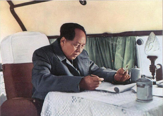 出行中的毛泽东