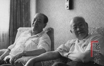 袁家骝（右）来华省亲时与袁家宸在一起