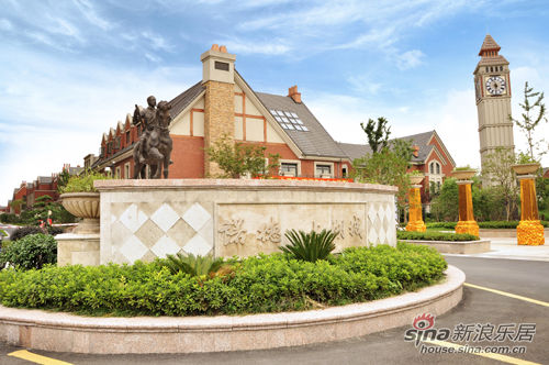 湖城唯一英伦别墅诺德上湖城 现房园景雍容呈现