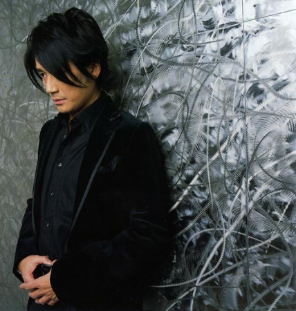 杰尼斯"长男"近藤真彦声援赤西仁(图)