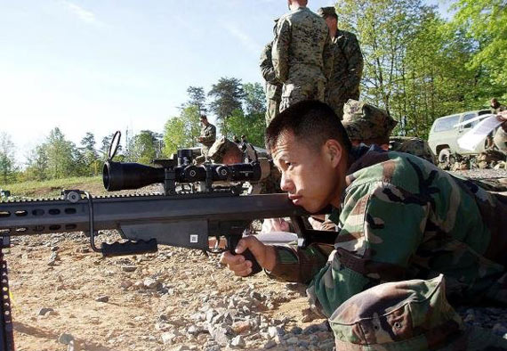 台军阅兵枪手用远射程狙击枪作秀保护要人(图)