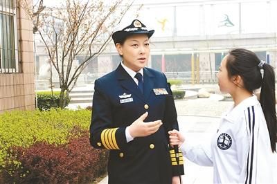 资料图：邢广梅接受记者采访。