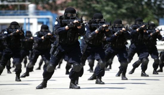 中国为保护境外石油资产和投资首次动用军人