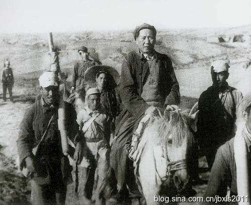 资料图：毛泽东从延安战略转移