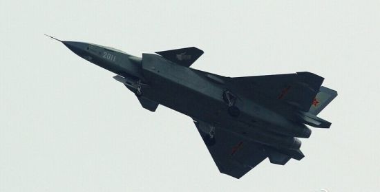资料图：歼-20 2011号原型机机腹整体外观。