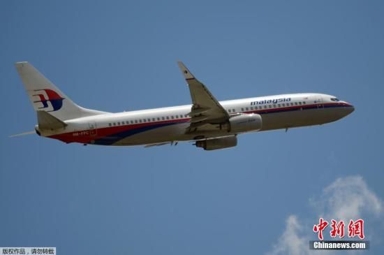 资料图：失事前的马航MH17客机
