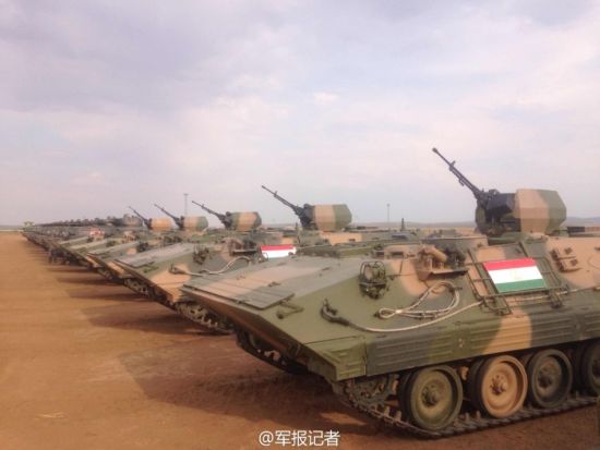 资料图：和平使命参演装备就位，塔吉克斯坦用中国战车