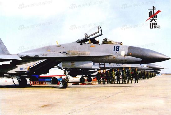 　　资料图：“深蓝19号”是一架典型的空3师原装苏-27SK。进气道侧面的38920代码代表着它是第38批第20架苏-27生产型(中间的9是随机数字，无具体意义)，也是这一批次的最后一架。空3师进口的苏-27SK为共青城厂第38批03架至20架，以及第39批01架和02架。